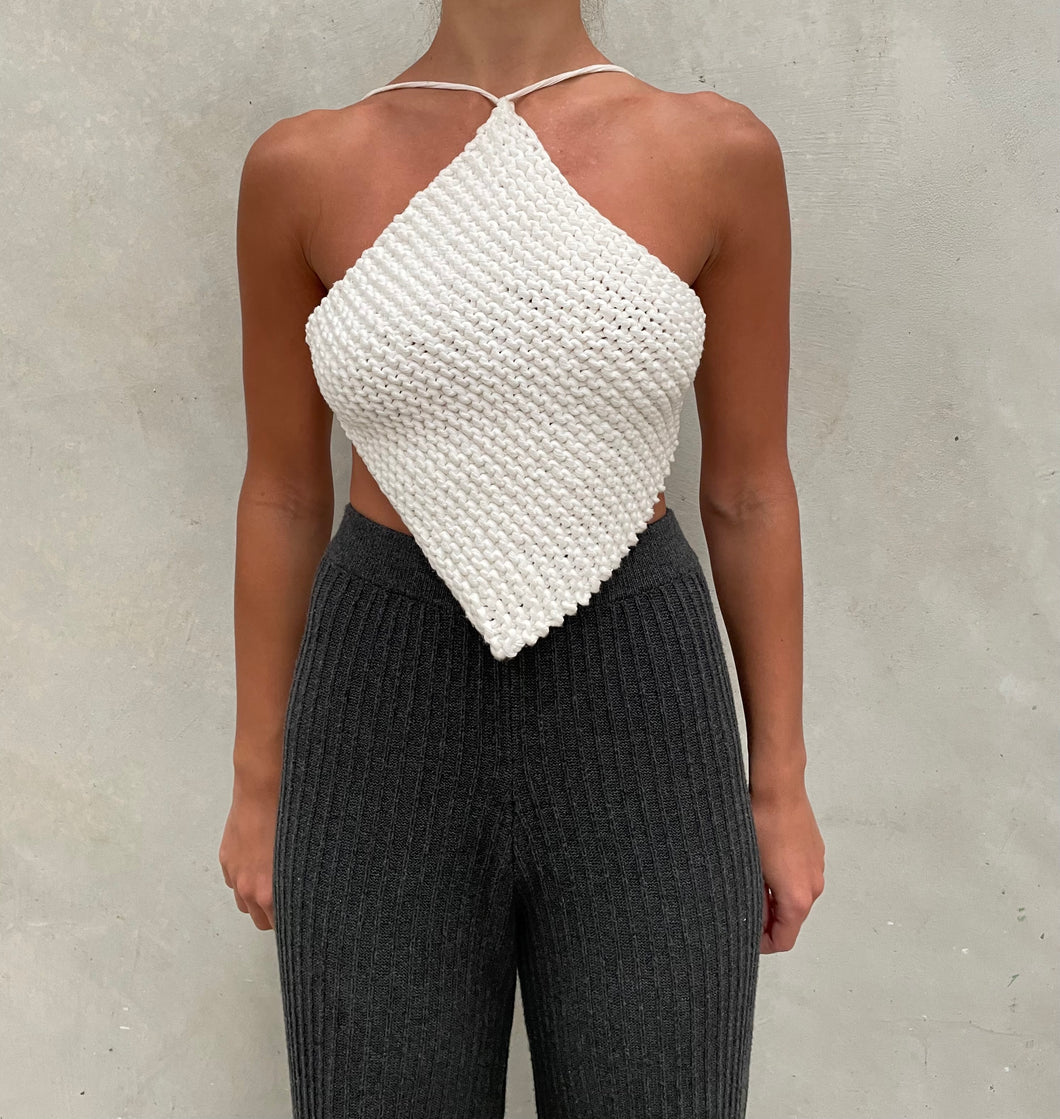 THE KNITTED HALTER TOP - WHITE